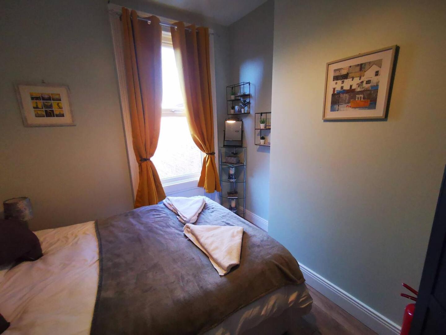 Вилла 4 Bed Boutique House Lisburn Road Белфаст Экстерьер фото