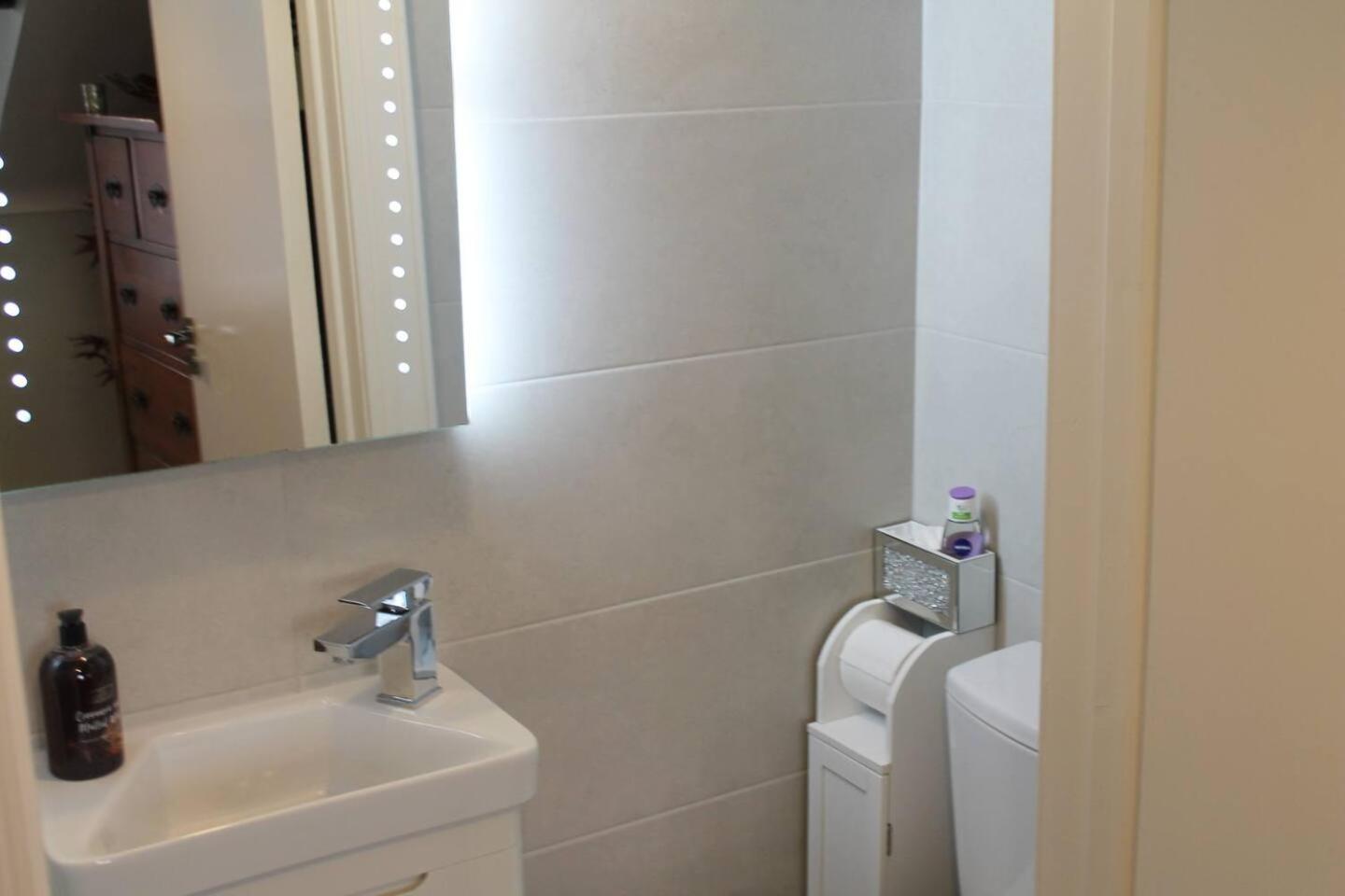 Вилла 4 Bed Boutique House Lisburn Road Белфаст Экстерьер фото