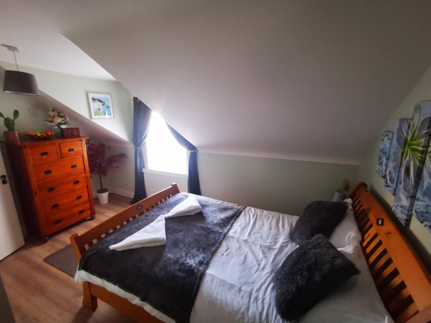 Вилла 4 Bed Boutique House Lisburn Road Белфаст Экстерьер фото