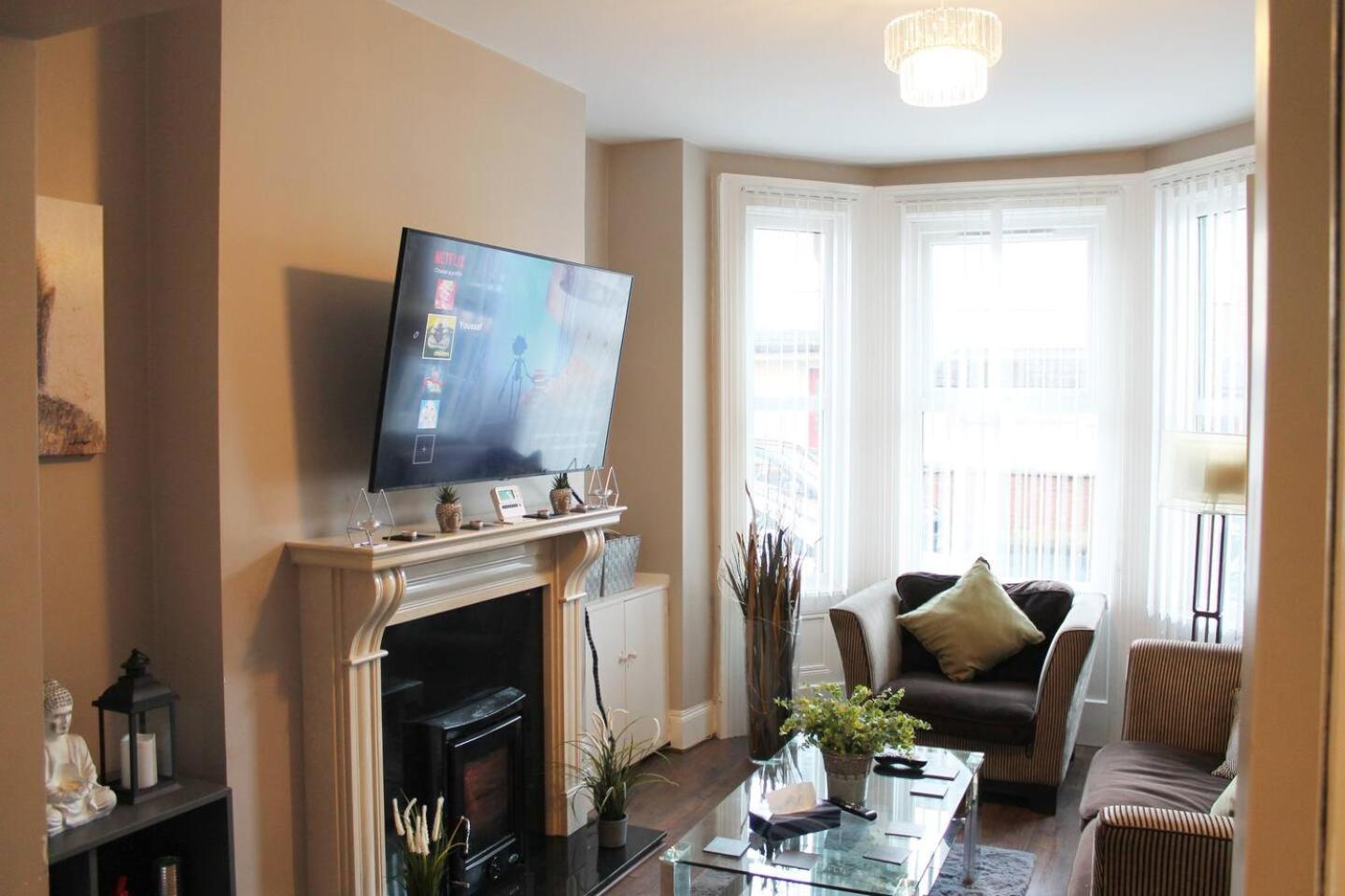 Вилла 4 Bed Boutique House Lisburn Road Белфаст Экстерьер фото