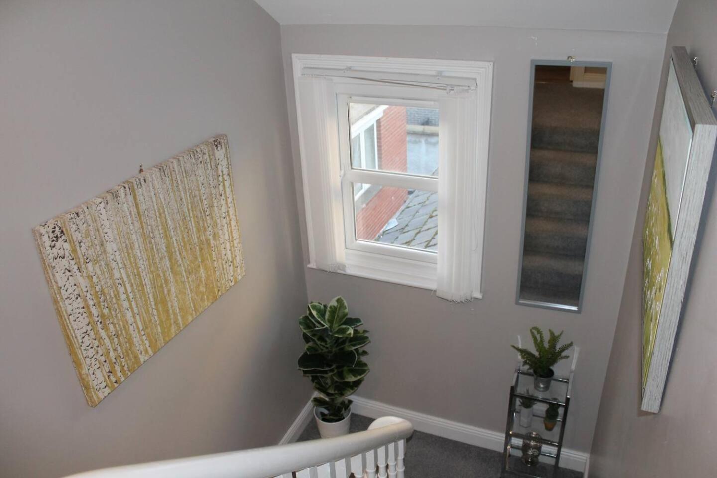 Вилла 4 Bed Boutique House Lisburn Road Белфаст Экстерьер фото
