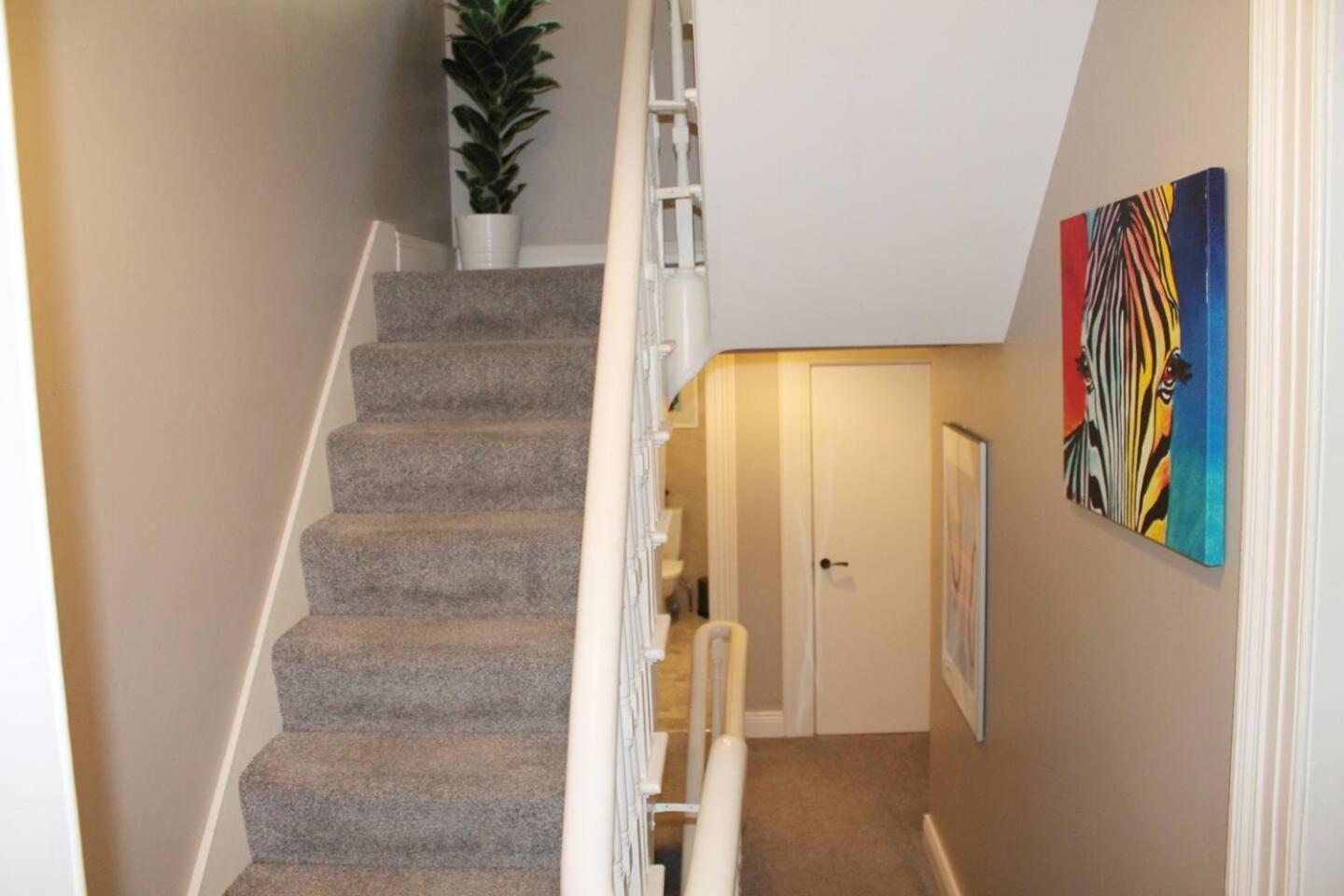 Вилла 4 Bed Boutique House Lisburn Road Белфаст Экстерьер фото