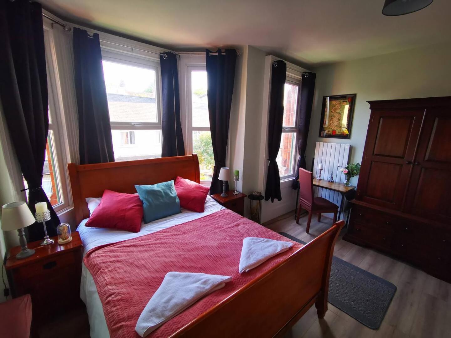 Вилла 4 Bed Boutique House Lisburn Road Белфаст Экстерьер фото